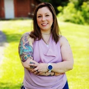 Meet your Posher, Riana